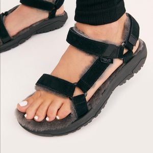 Teva Hurricane Shearling Sandal